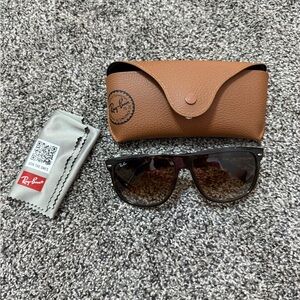 Ray-Ban RB4147 Boyfriend Sunglasses Havana Tortoise Frame Brown Gradient Lenses